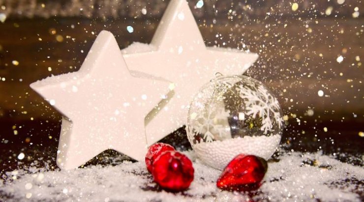 Ένα πολύ χριστουγεννιάτικο φιλανθρωπικό παζαράκι, ανοίγει τις πόρτες του