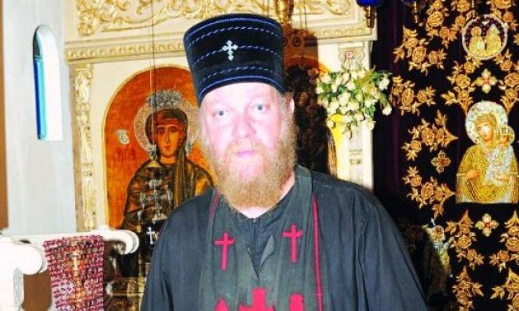 Οργή από την ελλαδική Εκκλησία για τον παπά του «Κάτι ψήνεται»