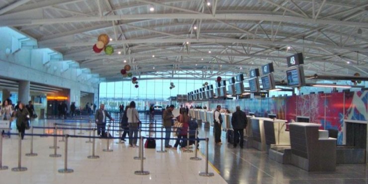 Σε «Γλαύκος Κληρίδης» μετονομάζεται το Αεροδρόμιο Λάρνακας 