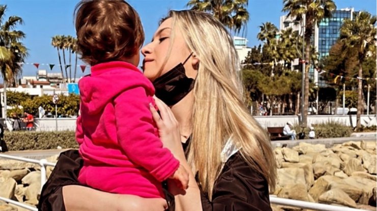 Αφροδίτη Γεωργίου: Αναφέρει τι κάνει η κόρη της τελευταία και τη σοκάρει [βίντεο]