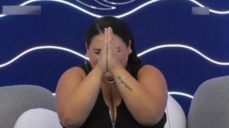 Το δίλημμα που έβαλε ο "Μεγάλος Αδερφός" στην Αφροδίτη και τη "τσάκισε" [βίντεο]