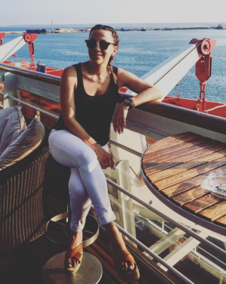 Κατερίνα Αγαπητού: Διακοπές στη Μύκονο με τον γιο της!