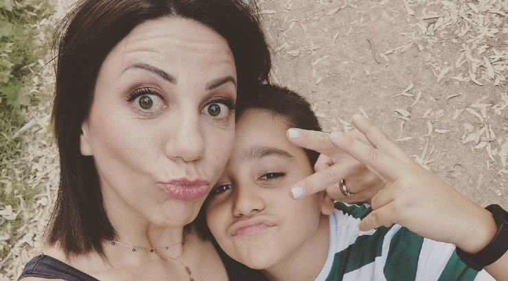 Κατερίνα Αγαπητού: Η selfie με τον 11χρονο γιο της στις διακοπές τους στο Άργος! [εικόνα]