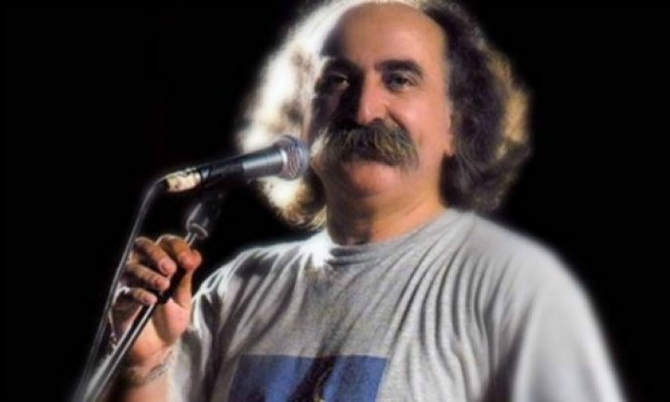 Αγάθωνας για Γαϊτάνο: Βάφεται γιατί προσπαθεί να μοιάσει στη Παπαρίζου