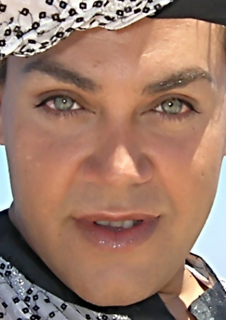 Γιάννης Αγγελάκης: Η κηδεία του και η επιθυμία της οικογένειάς του