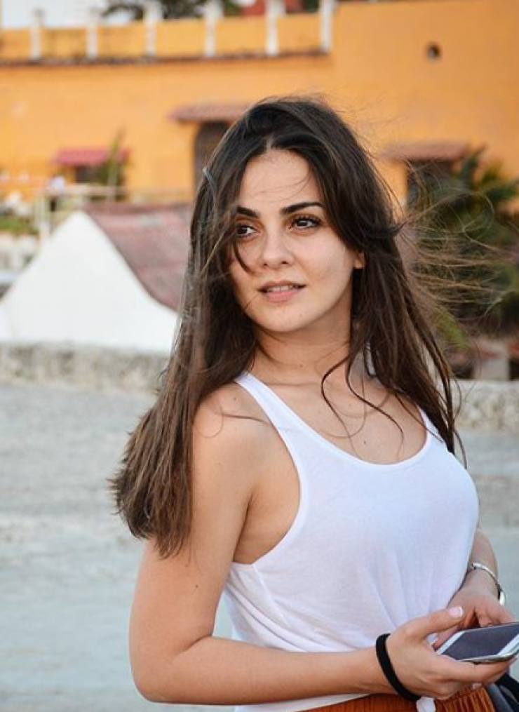 Αγγελική Δαλιάνη: Δείτε πως είναι το σώμα της με μαγιό χωρίς ρετούς μερικούς μήνες μετά τη γέννηση του γιου της!