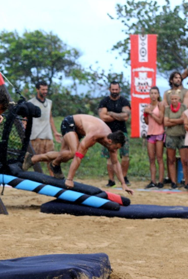 Αγνώριστος! Φωτογραφίες του Γιώργου Αγγελόπουλου από τα παιδικά του χρόνια!