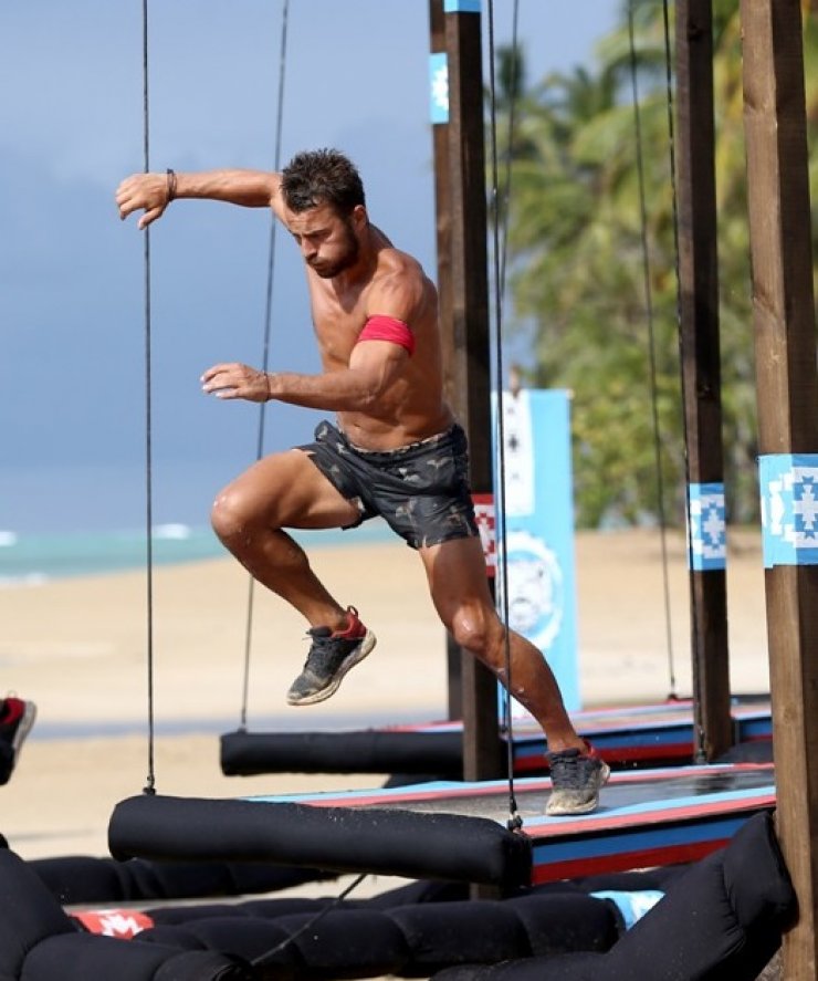 Κίνηση ανθρωπιάς από τον Γιώργο Αγγελόπουλο στον Μάριο Πρίαμο που δεν πρόσεξε κανείς!