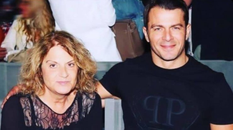 Γιώργος Αγγελόπουλος: Η νέα εικόνα με τη σύζυγό του και τη μητέρα του λίγο πριν “φύγει”