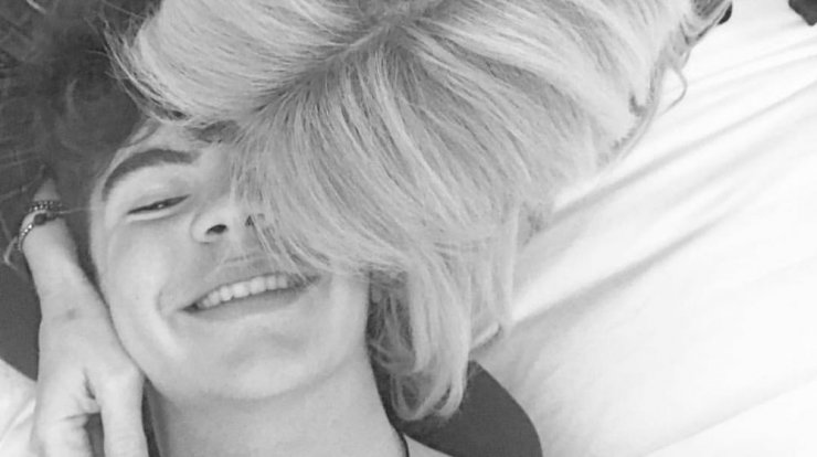 Άγγελος Λάτσιος: Ο γιος της Ελένης Μενεγάκη μεγάλωσε και απέκτησε τατουάζ! 