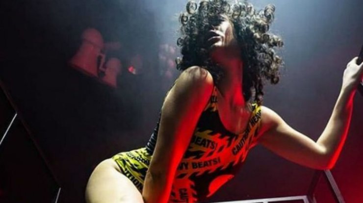 Η αδερφή Κύπριου ποδοσφαιριστή χορεύει στο πλευρό των μεγαλύτερων ονομάτων της παγκόσμιας μουσικής βιομηχανίας!