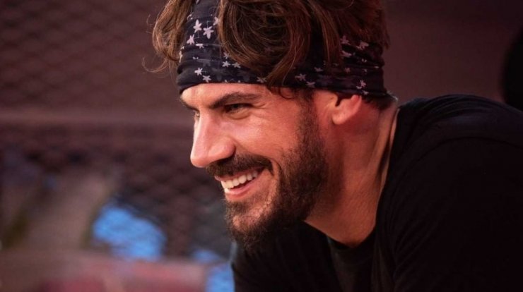 Άκης Πετρετζίκης: Η ξεχωριστή λεπτομέρεια που έχει το παιδικό δωμάτιο του γιου του [εικόνα]