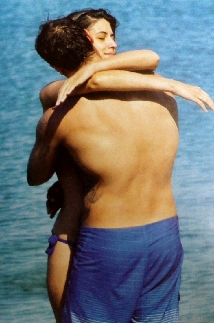 Οι πρώτες τρυφερές στιγμές του Πετρετζίκη με την Demy