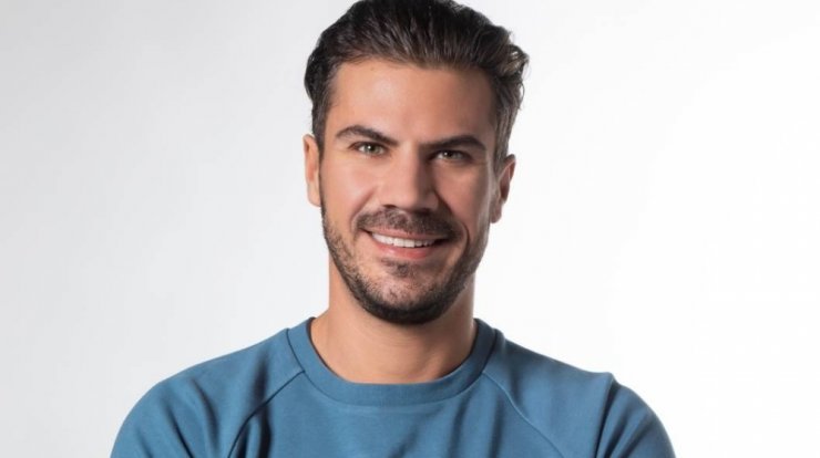 Άκης Πετρετζίκης: Τι επέλεξε να μας δείξει από το παιδικό δωμάτιο του γιου του; [βίντεο]