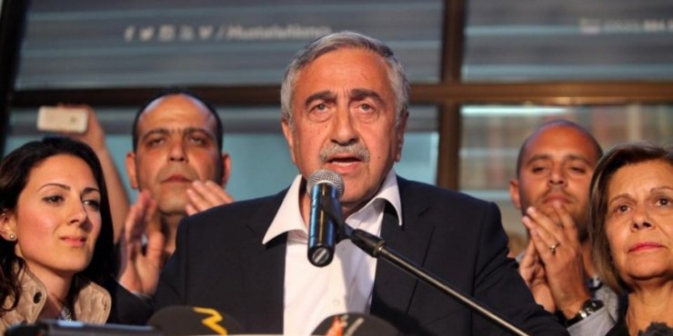 Δεν θα γίνει το Σάββατο η συνάντηση Αναστασιάδη - Ακκιντζί