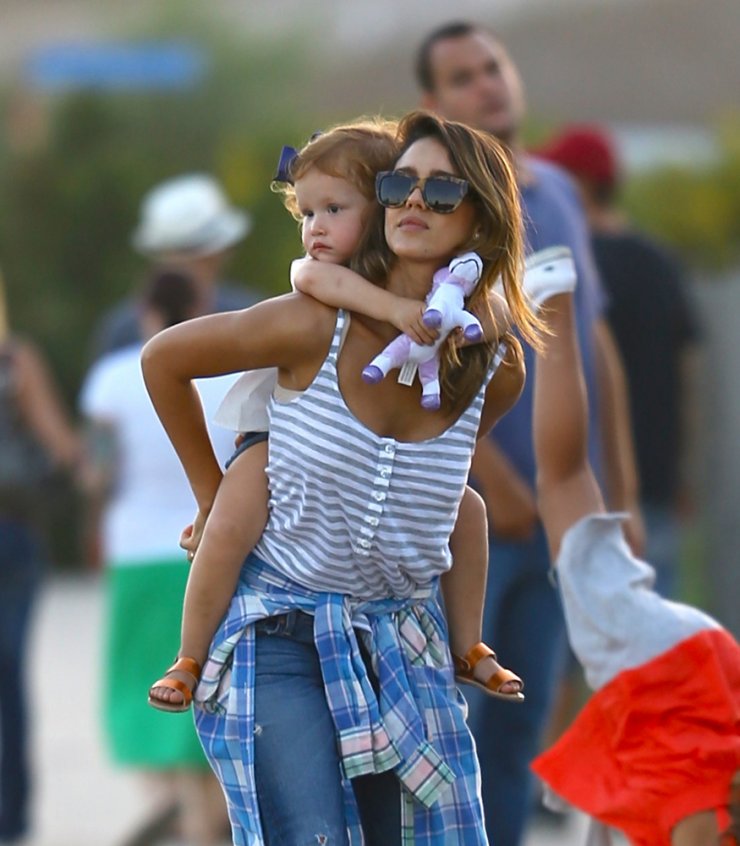 Οικογενειακή απόδραση για την Jessica Alba [εικόνες]