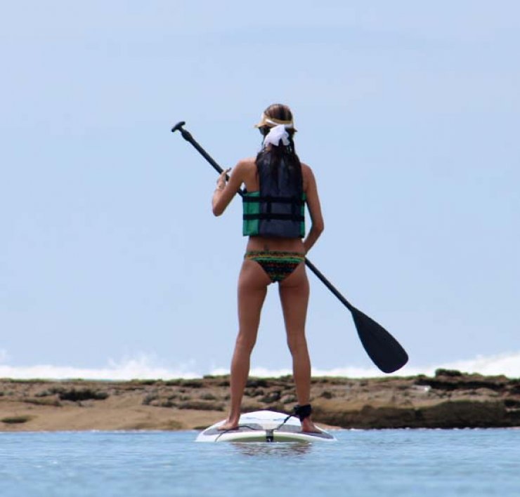 Ποια διάσημη μαμά και μοντέλο διαθέτει αυτό το θεϊκό κορμί;