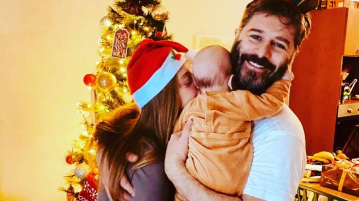 Αλέξανδρος Μπουρδούμης: Ταΐζει τον γιο του και λιώνει το instagram [εικόνα]