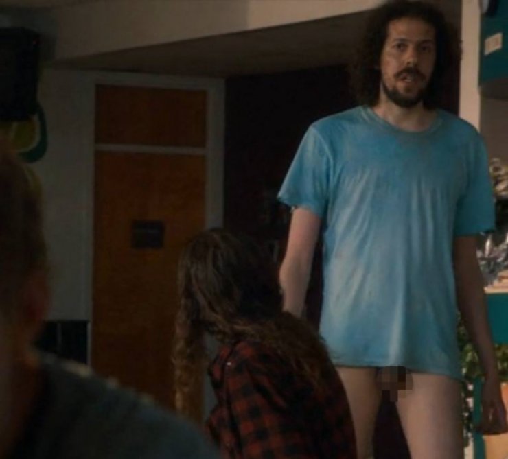 Ελληνοκύπριος γυμνός στην σειρά του HBO The Leftovers