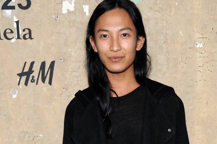 Alexander Wang: Όσα πρέπει να ξέρεις για το σχεδιαστή που κατέκτησε τον κόσμο της μόδας 