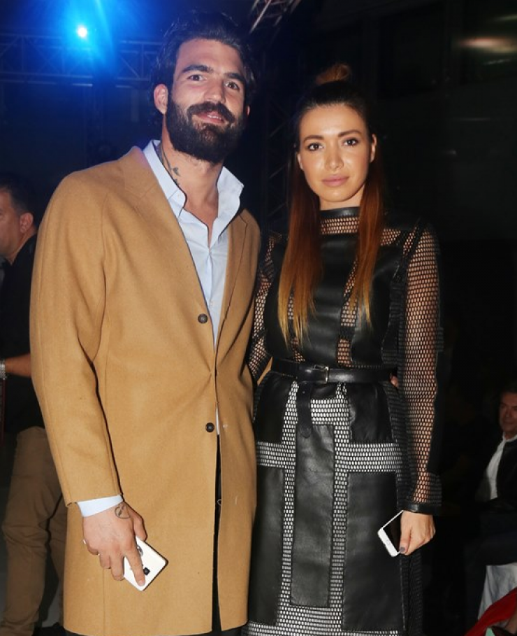 Η απίστευτη σκηνή ζηλοτυπίας της Όλγας Φαρμάκη στον Δημήτρη Αλεξάνδρου στο instagram!