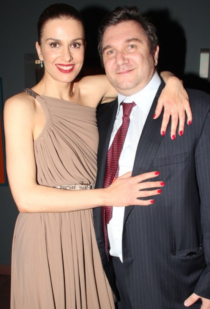 Αλιμόνου – Βαρδινογιάννης: Όλες οι λεπτομέρειες από την βάφτιση των τριδύμων τους