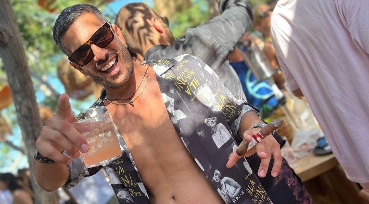 Ο Άλκης Χρήστου μας συστήνει τον πατέρα του με αφορμή τα γενέθλιά του! [εικόνες]