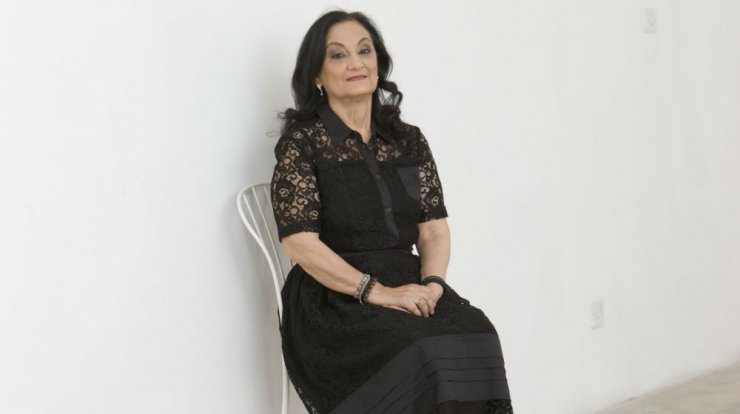 Λίγο πριν το ύστατο "αντίο" στην Άλκηστη Παυλίδου αγαπημένοι συνάδελφοι της την αποχαιρετούν