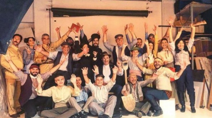 "Άλλα λόγια θκειε παπά": Όλα όσα θέλετε να γνωρίζετε για τη νέα σειρά του ΣΙΓΜΑ [βίντεο]