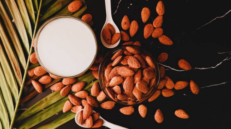 Δίαιτα: 12 σνακ μέχρι 160 θερμίδες από τη διαιτολόγο