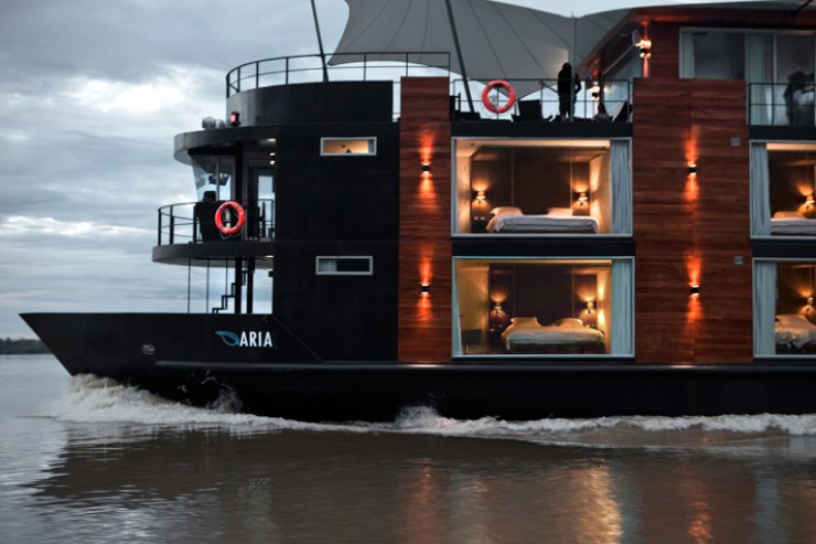 Πλωτή πολυτέλεια