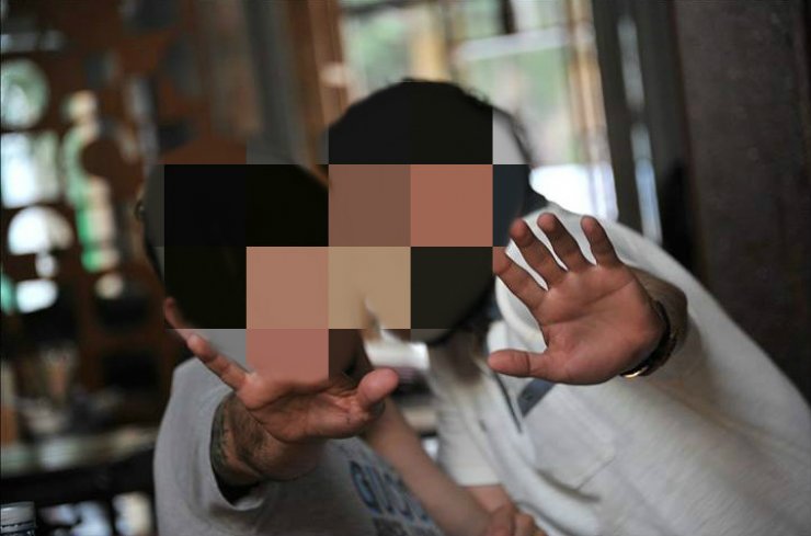 Τρυφερό τετ α τετ Κύπριου ηθοποιού με άντρα συνάδελφό του! [εικόνες]