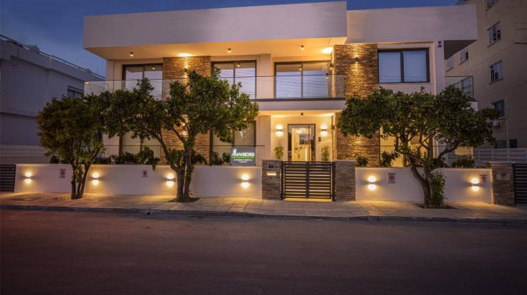 Χάστε πόντους και λίπος μέχρι και 24% μέσα σε μόνο 25 λεπτά με τη θεραπεία επιλεκτικής θερμολιπόλυσης SLIMUS by HIRONIC