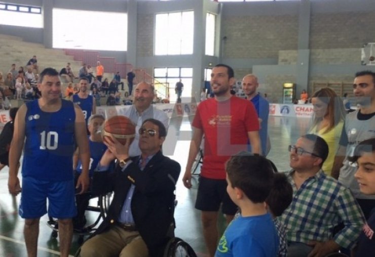 Μαθήματα ζωής μέσα απο ένα διαφορετικό αγώνα μπάσκετ 