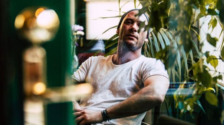 Αντίνοος Αλμπάνης: Το νέο μήνυμα για το πρόβλημα της υγείας του συγκινεί!