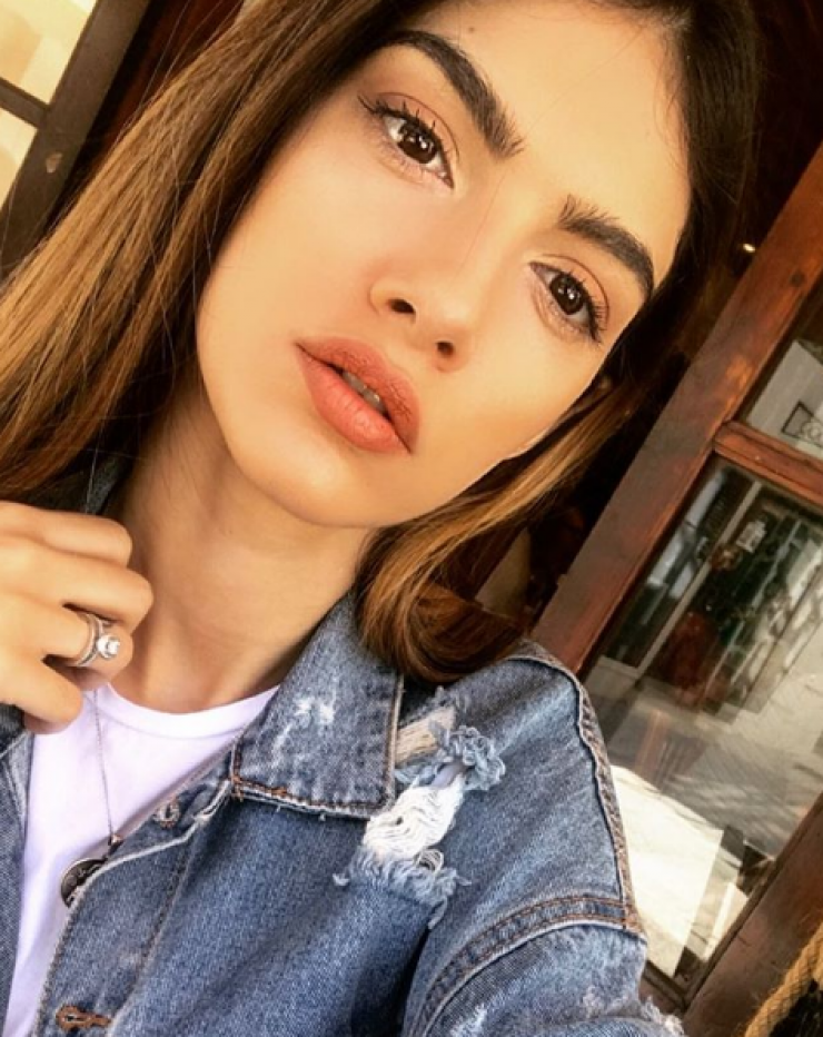 Πιο hot από ποτέ η Άντρεα Κυριάκου! Δείτε την να ποζάρει με μπικίνι!