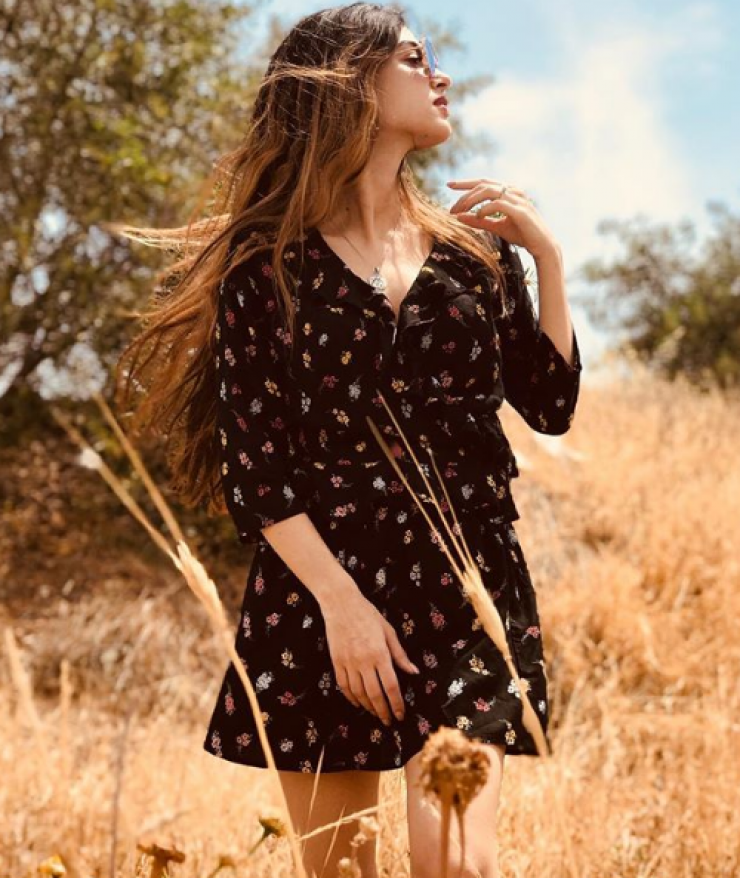 Η Άντρεα Κυριάκου μας δείχνει τη φουσκωμένη της κοιλίτσα στον τέταρτο μήνα της εγκυμοσύνης της!