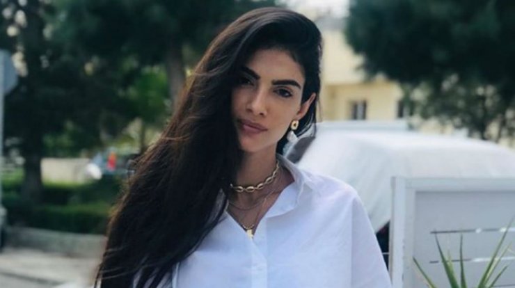 Άντρεα Κυριάκου: Μας ξεναγεί στους υπέροχους χώρους του σπιτιού της! [βίντεο]