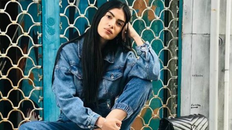 Η Άντρεα Κυριάκου σου δείχνει πως να φορέσεις το blazer dress