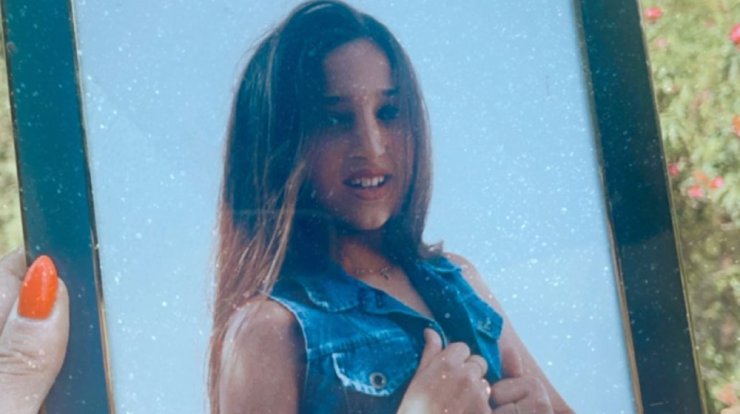 Αναγνωρίζετε ποια επώνυμη Κύπρια είναι το όμορφο κοριτσάκι στην εικόνα;