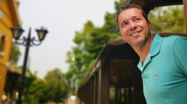 Ανδρέας Γιόρτσιος: Συγκινημένος μιλάει για την οικογένειά του στην Ελλάδα! [βίντεο]