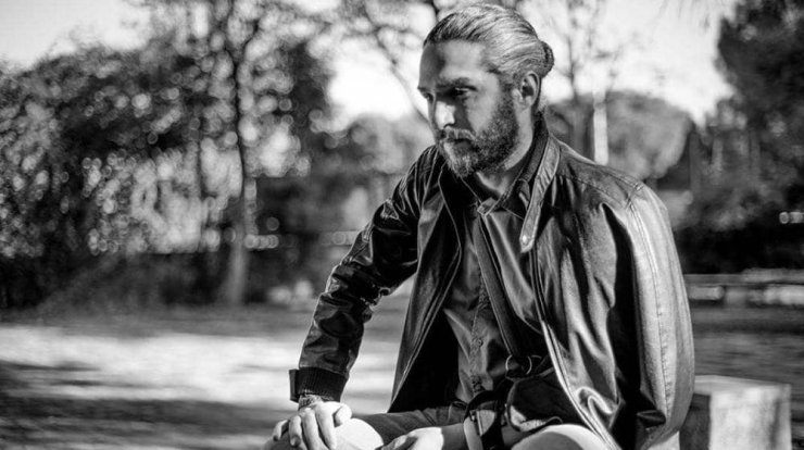 Ανδρέας Φυλακτού: Με τρεμάμενη φωνή εξομολογείται την παρενόχληση από τον Δημήτρη Λιγνάδη [βίντεο]