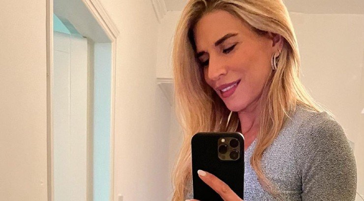 Έλενα Ανδρέου: Πήρε εξιτήριο από το μαιευτήριο – Η πρώτη ανάρτηση μετά τον ερχομό του γιου της