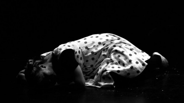 Κύπρια ηθοποιός αποκαλύπτει: "Με πήραν τηλέφωνο και μου είπαν ότι ο πατέρας μου έχει και άλλο παιδί"