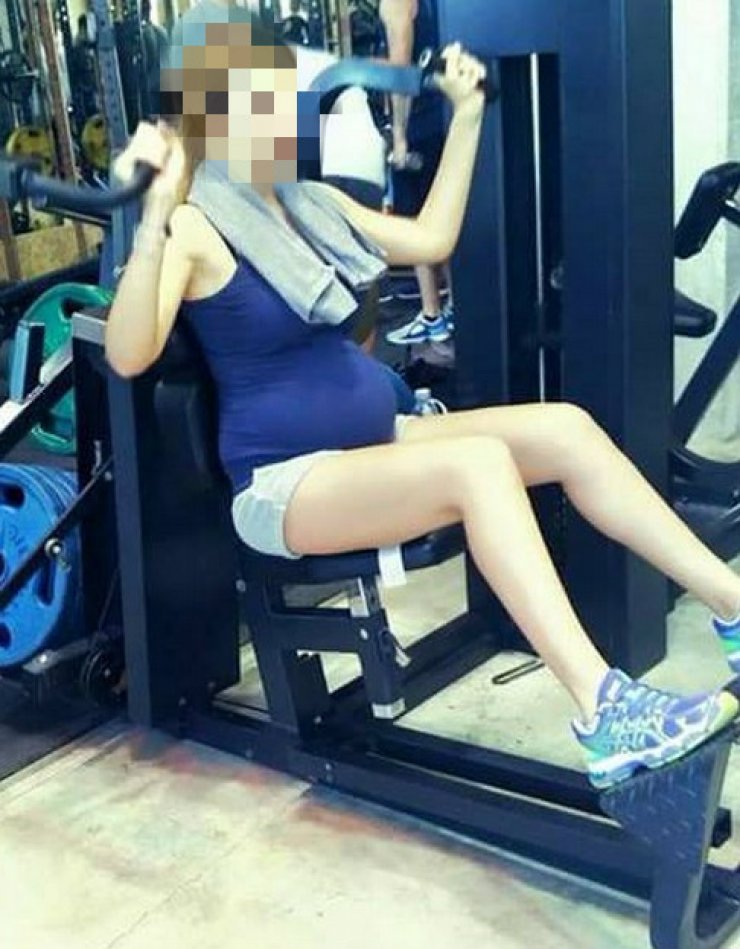 Ποιo μοντέλο των feel fantastic διανύει τον 5ο μήνα εγκυμοσύνης της