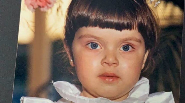 Δεν πάει το μυαλό σας ποια επώνυμη Κύπρια είναι το όμορφο κοριτσάκι στην εικόνα!