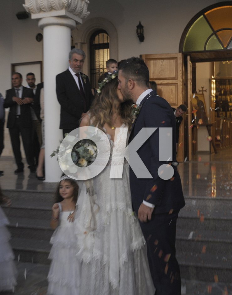 Επώνυμη Κύπρια ανέβηκε τα σκαλιά της εκκλησίας