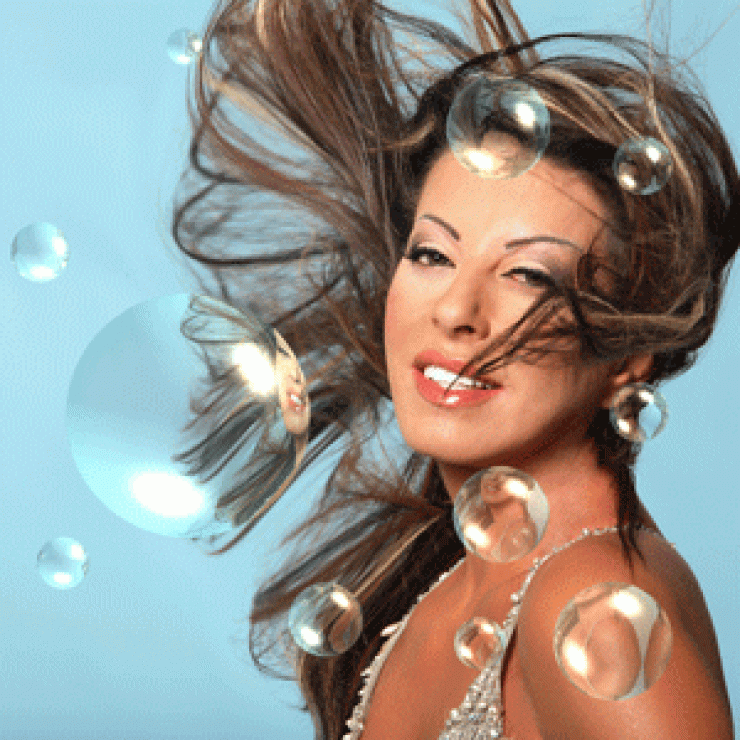 Άντζελα Δημητρίου: Δείτε τον εφοπλιστή  που της πήρε τα μυαλά