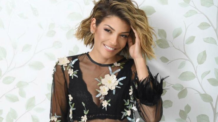 Άννα Χατζηγρηγορίου: Έκανε την πιο παραμυθένια βραδινή εμφάνιση! [εικόνες]