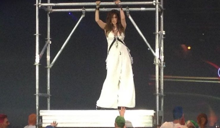 Madwalk 2014: H Βίσση έπαιξε πιάνο, χόρεψε Gangnam και αποθεώθηκε!